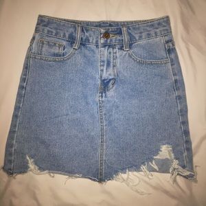 SOLD⭐️Denim Skirt 🦋